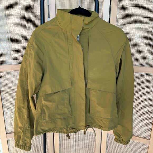 LIV Outdoor Green Waterproof Cargo Jacket Nylon Size Small - Picture 4 of 6